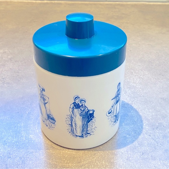 VINTAGE Dutch milk / opaline glass jar - Picture 3 of 6